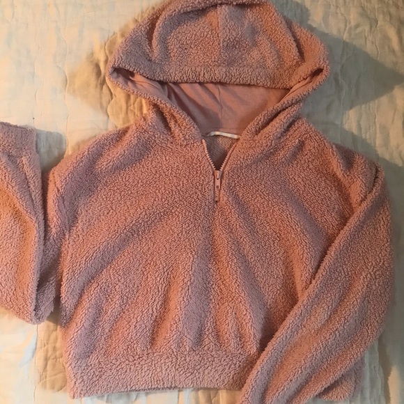 Cropped Fuzz Sweater - Picture 2 of 3